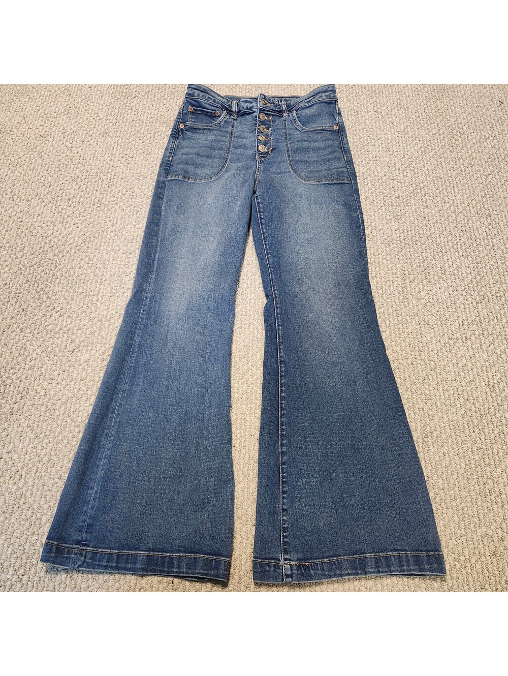 American Eagle Super High-Rise Flare Jeans Blue Size 10 Short